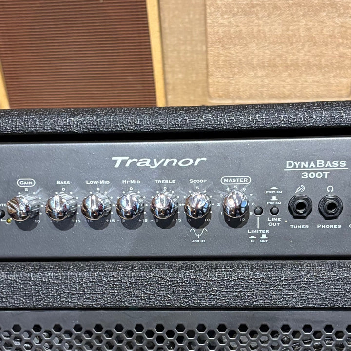 Traynor - DynaBass 300T - Tilt Back 350 Watt Bass GTR Combo - USED
