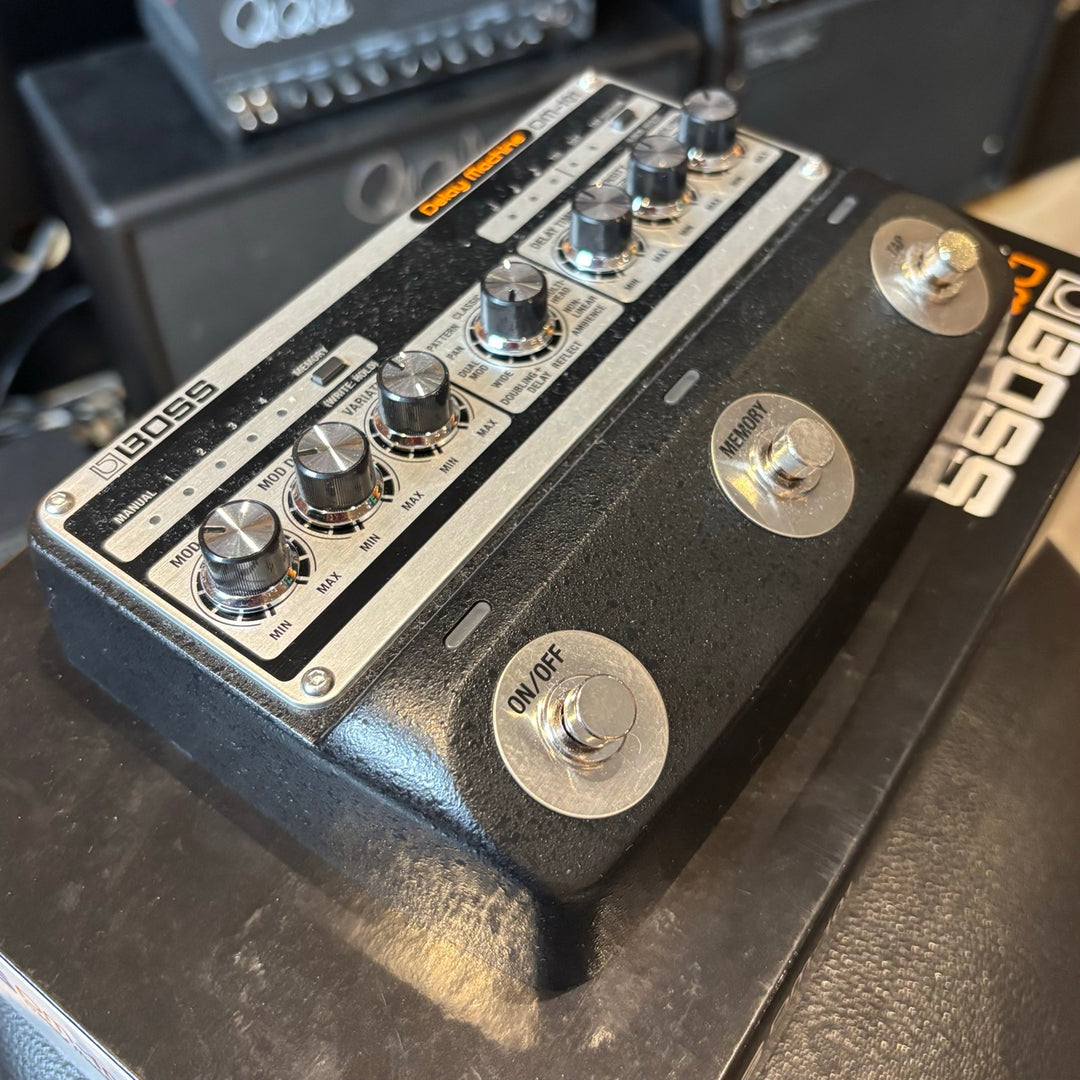 Boss - DM101 Analog Delay Machine w/Box, Power Supply & User Guide (MINT - 2024) - USED