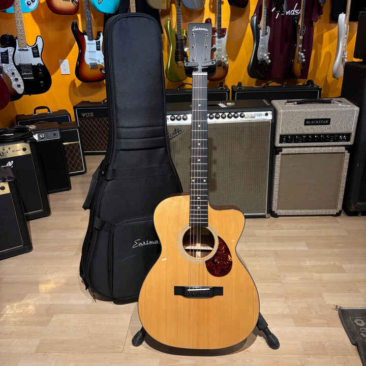 Eastman E1OMCE-DLX Traditional Solid Deluxe Series Acoustic Guitar - Natural (Demo)