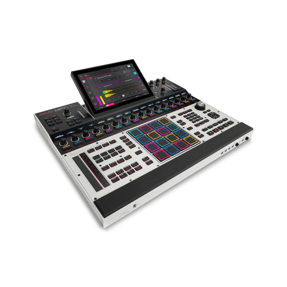 Akai MPC XL Standalone Sampling and Sequencing