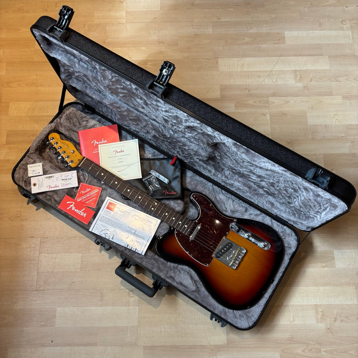 Fender - American Pro II Telecaster (Sunburst-Rosewood ) w/ OHSC & COA - 2023 - USED