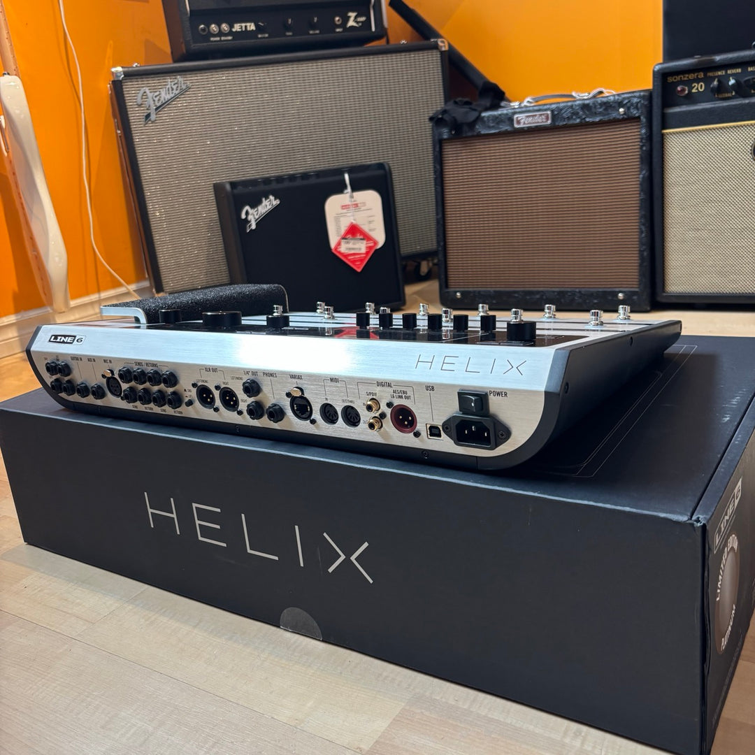 Line 6 - "Helix Platinum" Limited Edition - "Still In The Box" - (Floor Demo)