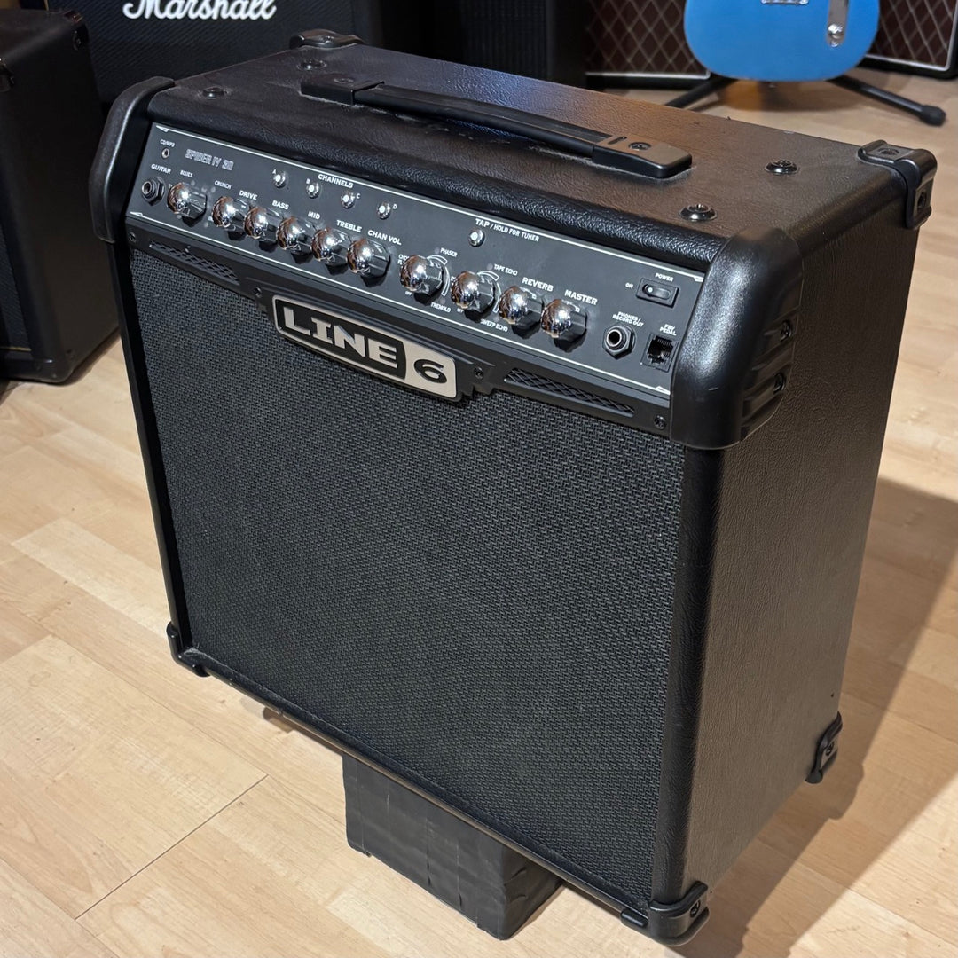 Line - 6 Spider IV 30 Watt 1x12" Modeling Guitar Combo Amp - USED
