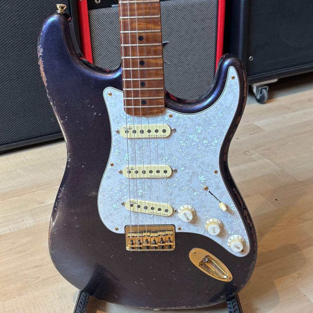 Parts-Caster Strat -  All Parts Neck- MJT Body - Fender N4 P'ups  w/ Fender G&G Black Tweed HD Case - USED