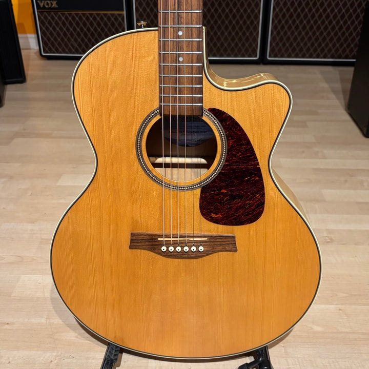 Seagull - Performer CW-0MJ-QI Flame Maple Cutaway AC - Electric w/ TRIC Bag  - USED