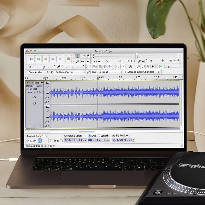Gemini TT-5000 Gemini GTT-5000 Modern Classic Belt Drive USB Turntable Pack w/ Pair of Speakers