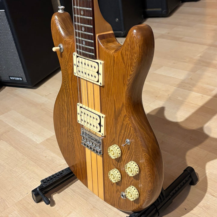 Vantage - VP700 Double Cutaway w/ HD Case (MIJ - Walnut Natural - 1979) - USED