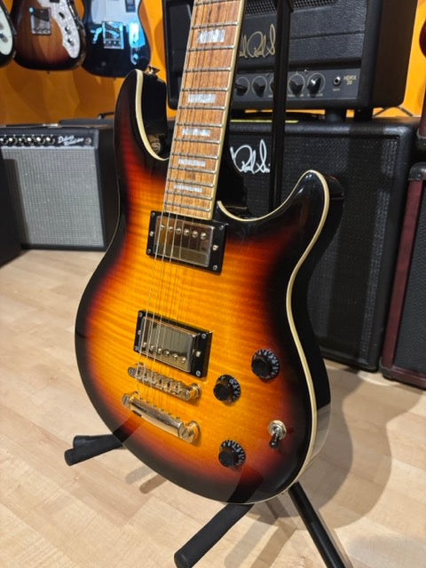 Peavey - HP Signature-  EXP Double Cutaway Electric  w/ Stoptail & Econo Bag - USED