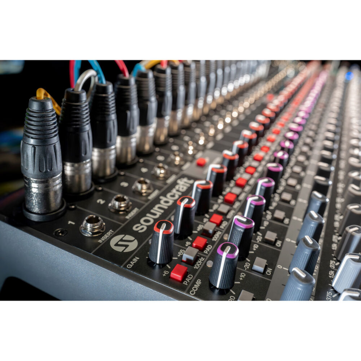 Soundcraft Signature Plus 16 16-Channel Analog Mixer with Lexicon Effects