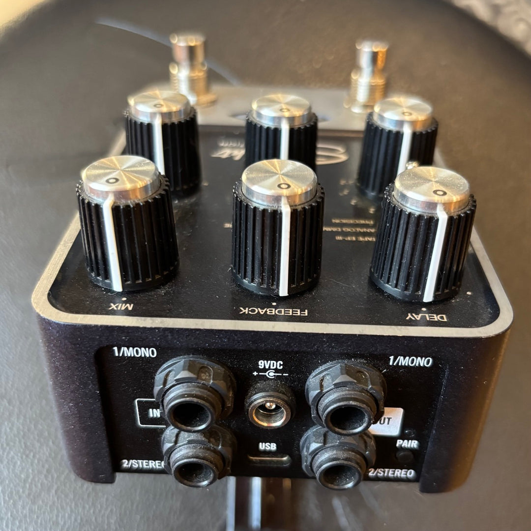 Universial Audio - Starlight Echo Station STEREO Delay w/ Box & User Guide - USED