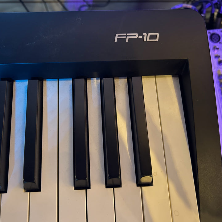 Roland FP-10 88-Key Weighted Hammer Action Digital Piano Black (Used)
