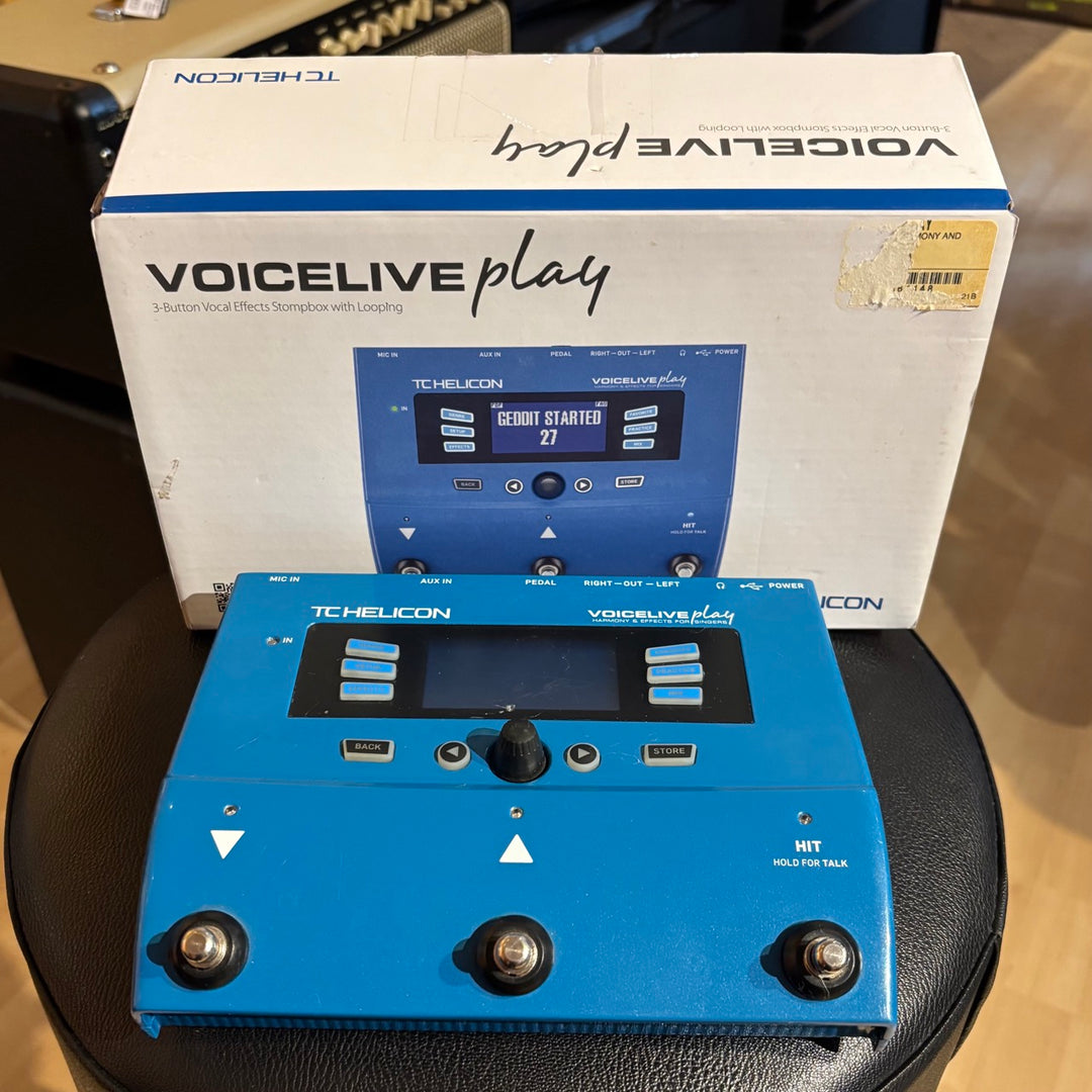 TC Helicon - Voicelive Play - Looping 3 Button Vocal FX Unit w/ PWR Supply, Box & User Guide - USED