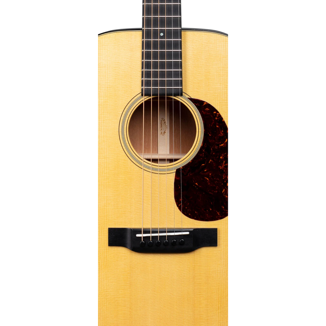 Martin 00-18 Standard Series Acoustic Guitar - (2025) Natural Aging Toner