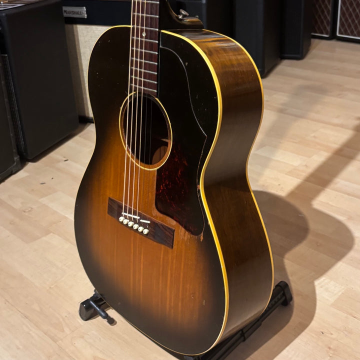 VINTAGE - Gibson LG-1 Acoustic 2 Tone Burst w/ NEW Profile Hard Shell Case (1957) - USED