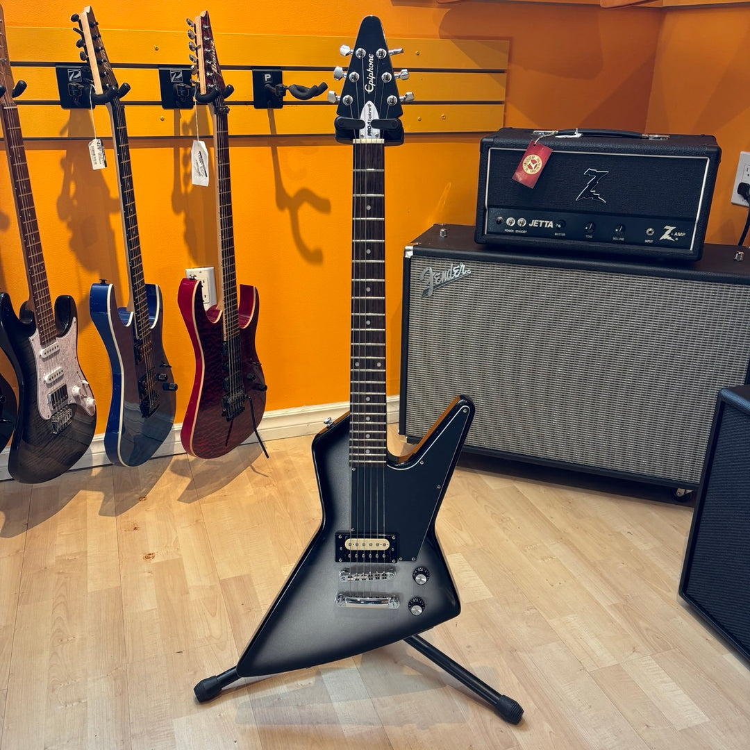 Epiphone - Pro 1 Mini Explorer (Silverburst - 2015) w/ Epiphone MINI Gig Gag - USED