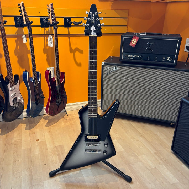 Epiphone - Pro 1 Mini Explorer (Silverburst - 2015) w/ Epiphone MINI Gig Gag - USED