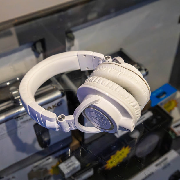 Audio-Technica ATH-M50x Closed-Back Dynamic Monitor Headphones - White (Demo)