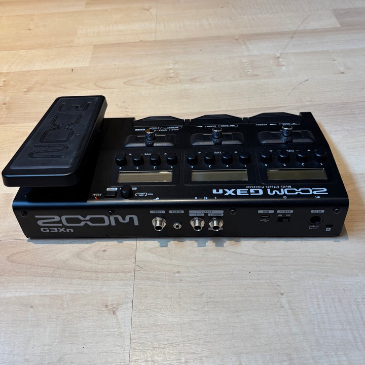 Zoom - G3XN GTR Multi Effects Processor w/ PWR Supply - USED