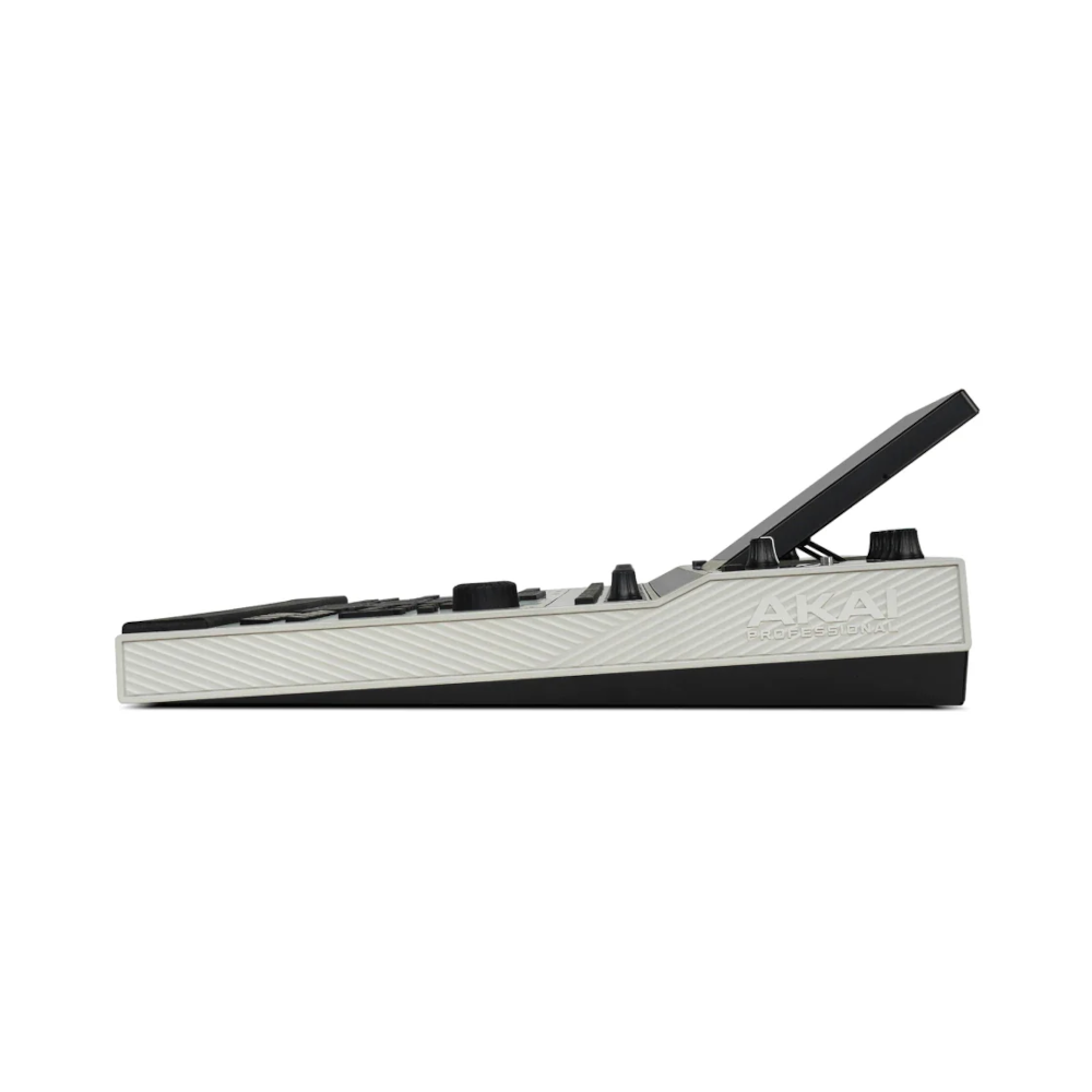 Akai MPC XL Standalone Sampling and Sequencing