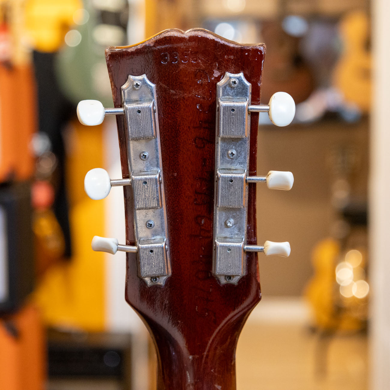 VINTAGE - 1960 - Gibson J45 STD (Cherry Sunburst) w/HD Case - USED