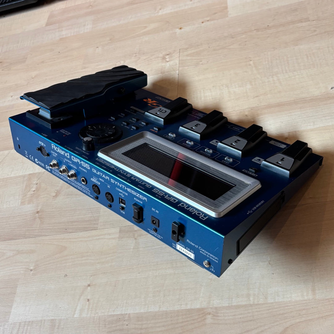Roland Package - GR55GK Guitar Synthesizer  w/ Roland PSB-1U PWR Sup + Roland GK-3 Synth Pickup  (2011) - USED