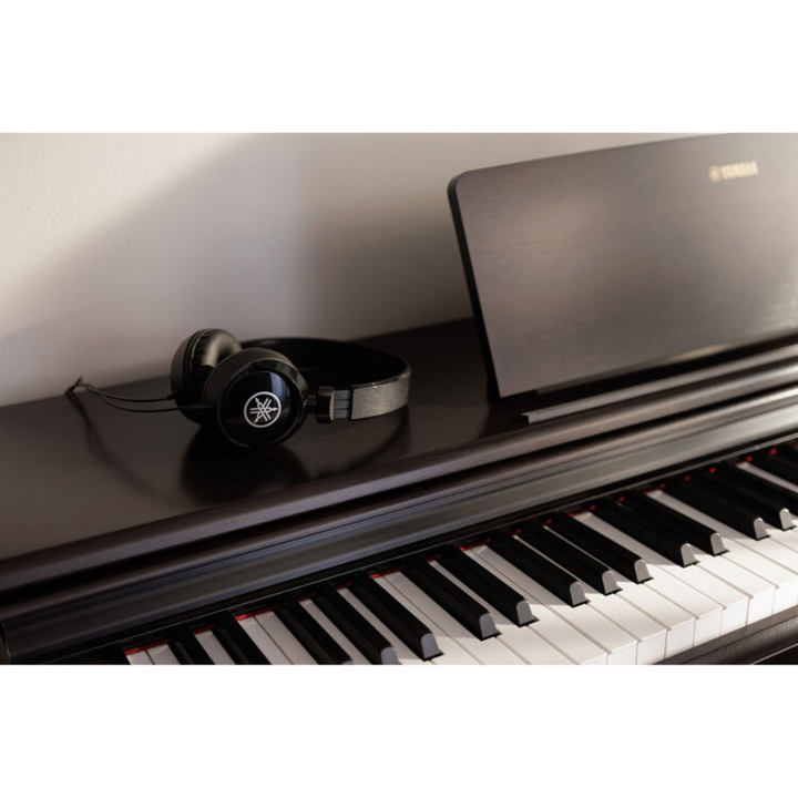 Yamaha YDP166 B 88-Key Dgital Piano (Black)