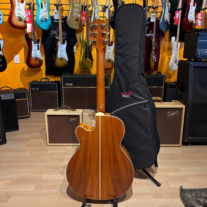 Takamine - GN77KCE- Cutaway Acoustic Electric Natural w/ Rouge Valley Gig Bag (2021) - USED