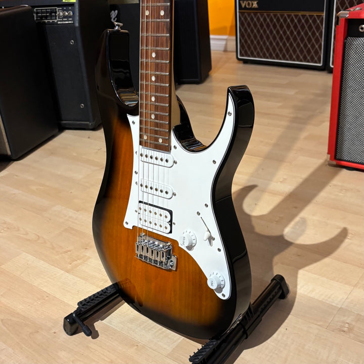 Ibanez - GIO Series GRG140SB (Sunburst-HSS-No Case Or Bag-2019) - USED