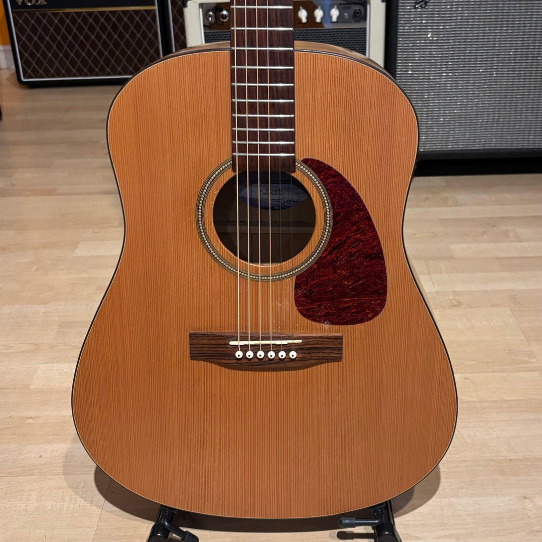 Seagull - S6 Original Cedar w/ TRIC Weatherproof Foam Case (Natural) - USED