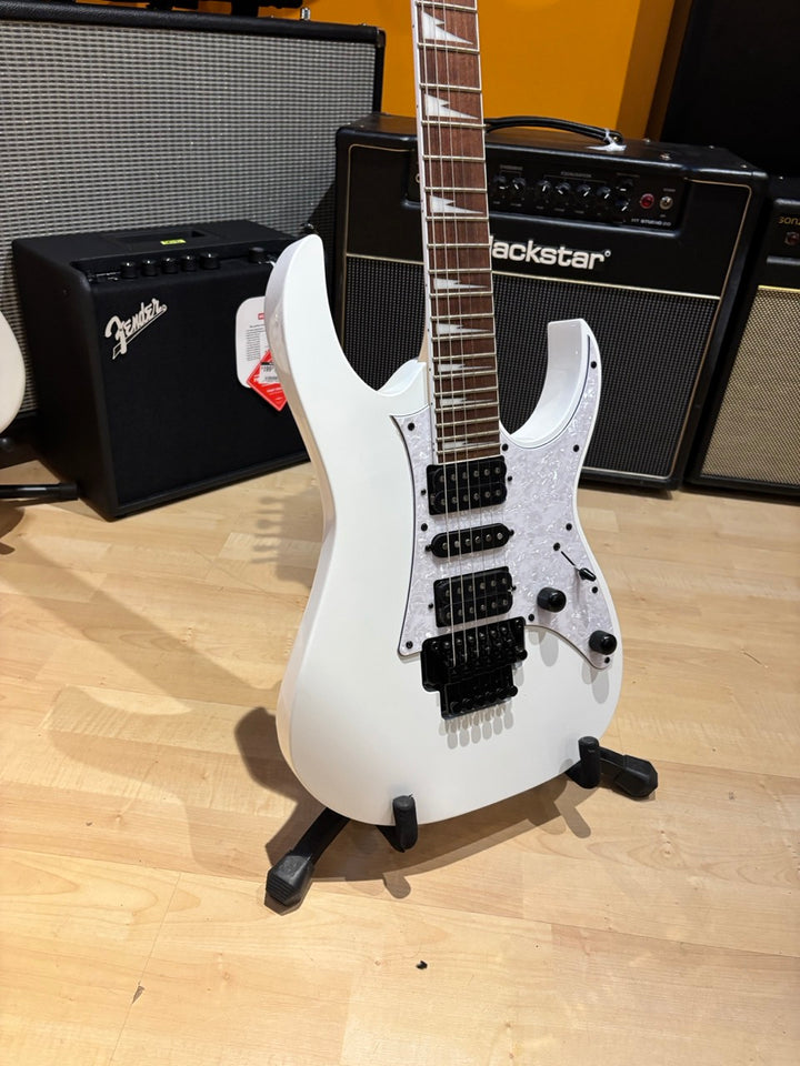 Ibanez - RG Standard (White) RG450DXBWH (DEMO "Miss-tinted Headstock Finish")