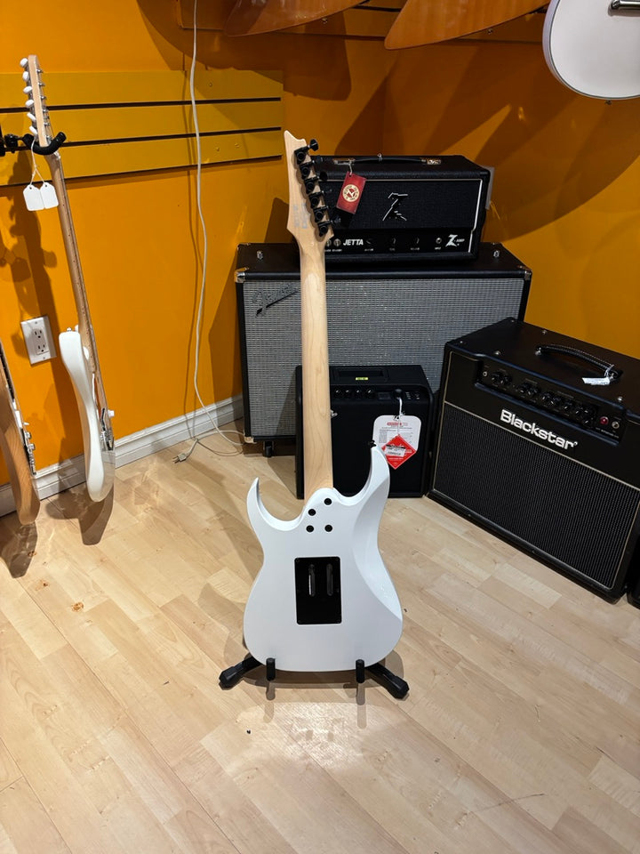 Ibanez - RG Standard (White) RG450DXBWH (DEMO "Miss-tinted Headstock Finish")