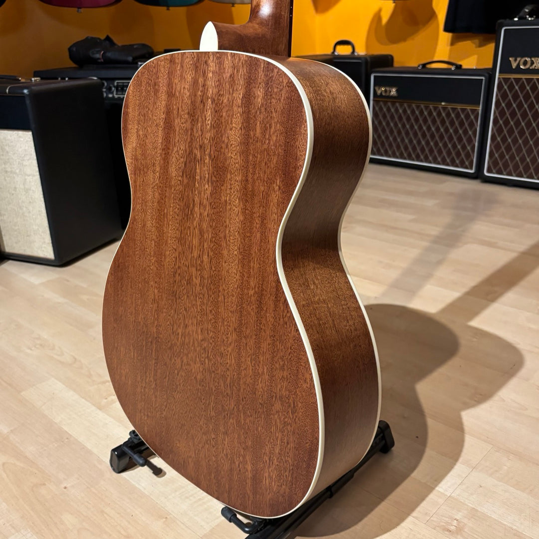 Art & Lutherie - Legacy EQ Concert Acoustic (Natural - No Case Or Bag) - USED