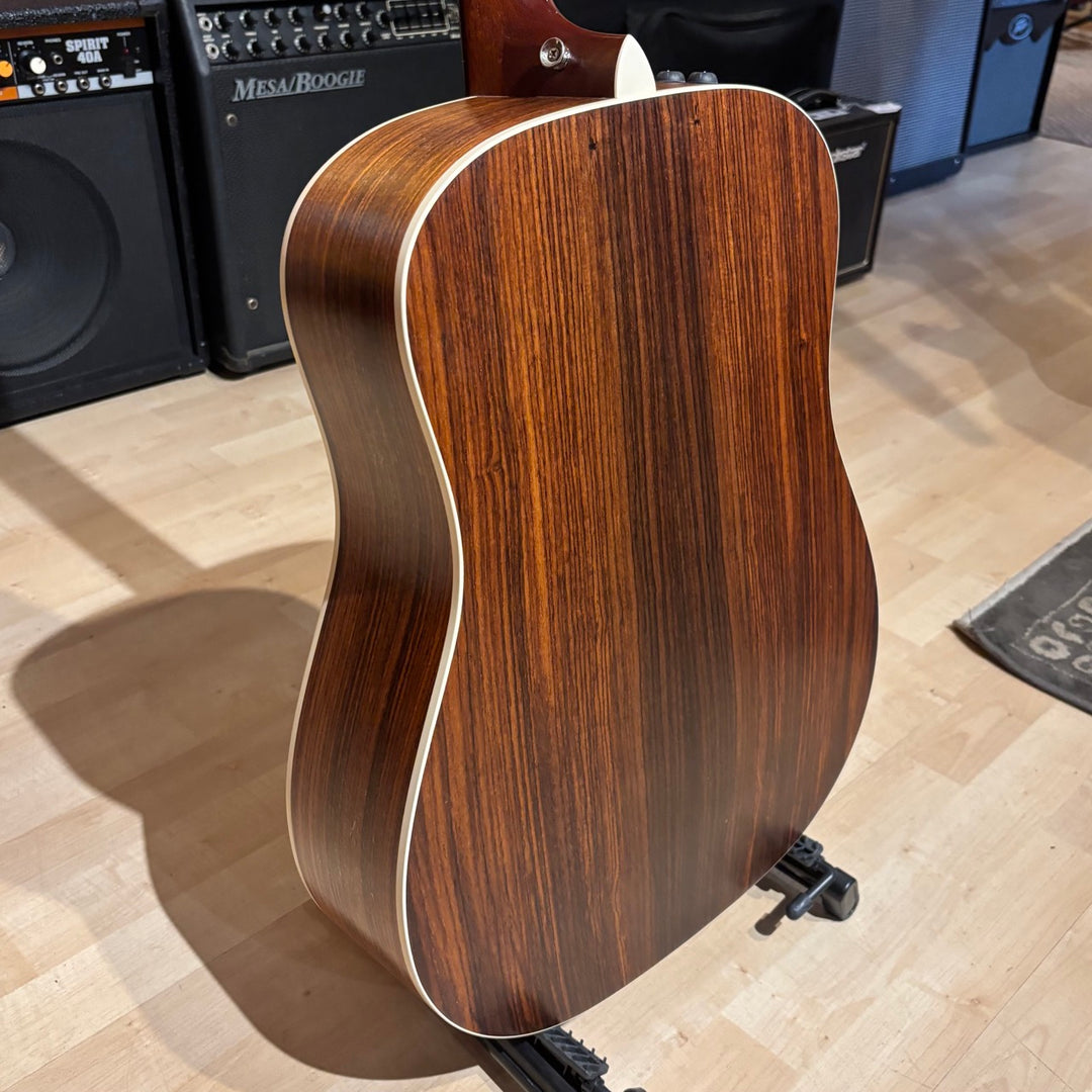Taylor - 210E Dreadnaught Acoustic - Electric  w/ Taylor Hard Shell Case (Natural-2007) - USED