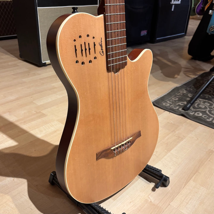 Godin - Grand Concert Duet Nylon Classical w/Godin Gig Bag (Natural-2021) - USED