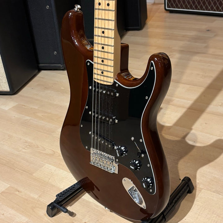 Fender - AM Special w/ C. Shop Texas Special P-ups - Greasebucket Circuits & HD Case (2018-Walnut) - USED
