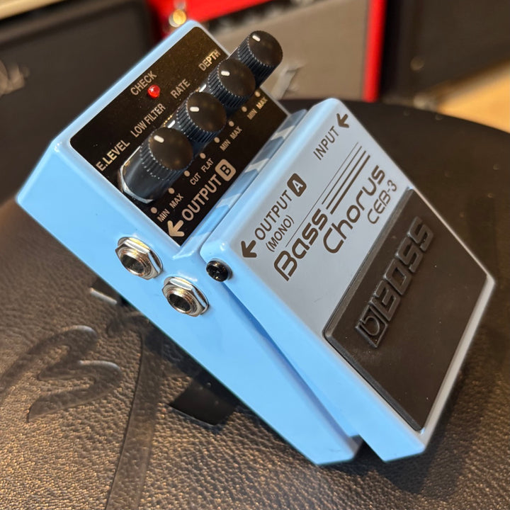 Boss - CEB-3 Bass Chorus Pedal w/ Box & user Guide (2007) - USED