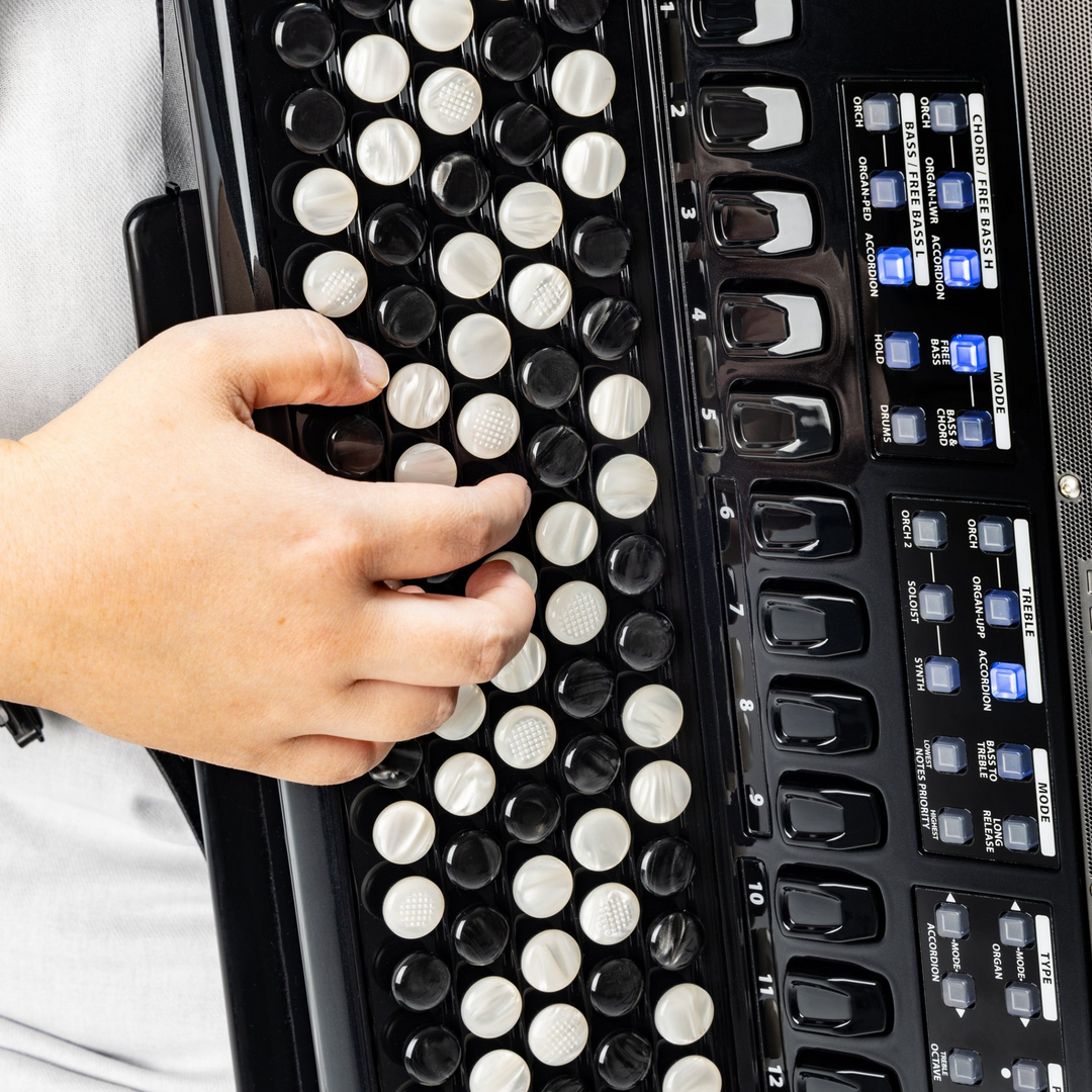 Korg FSUPBMBK FISA Suprema Digital Accordion - Buttons
