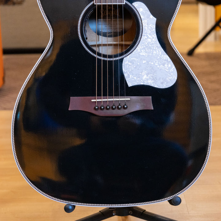 Seagull - Artist Limited ED " Tuxedo Black " Acoustic- Electric  "No Case" - MINT - USED
