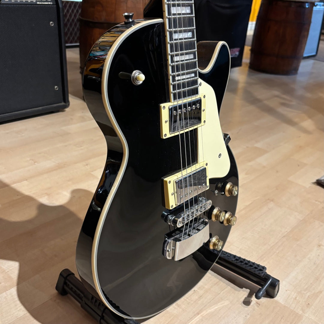 Hagstrom - Super Swede HH Black (MINT - 2011 - No Case Or Bag) - USED
