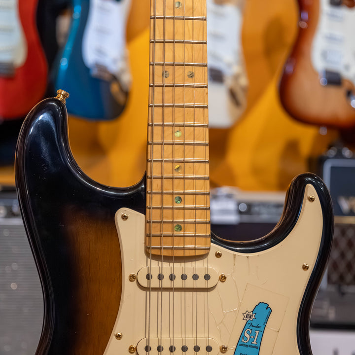 Fender - 50th Anniversary Strat DLX  Electric Guitar w/Original Tweed HD Case & Candy (MINT-2004) - USED