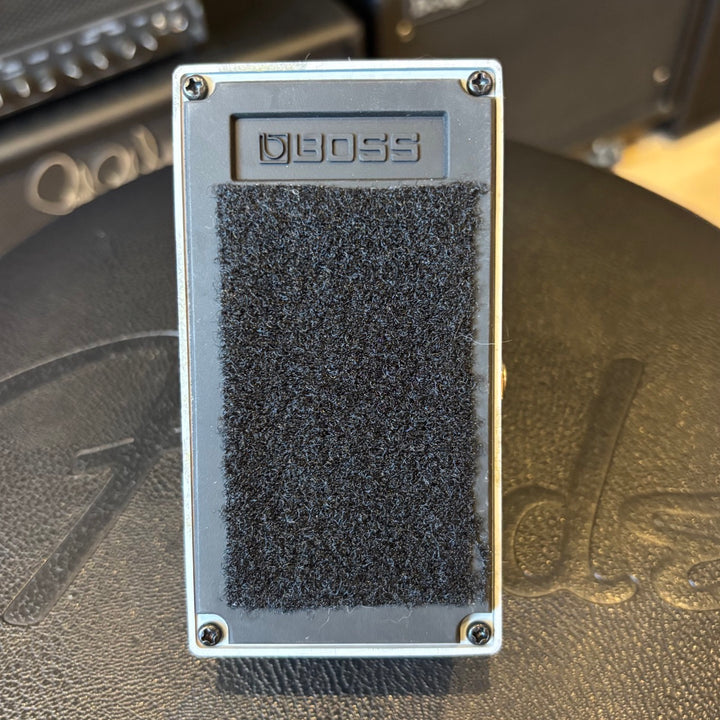 Boss - CE5  Chorus Ensemble Pedal w/ Box & User Guide (Mint-2019) - USED