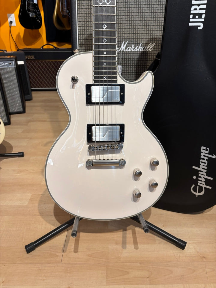 Epiphone - "Jerry Cantrell" LP Custom w/ Prophecy Outfit & OHSC w/ Candy (Polar White 2021) - USED