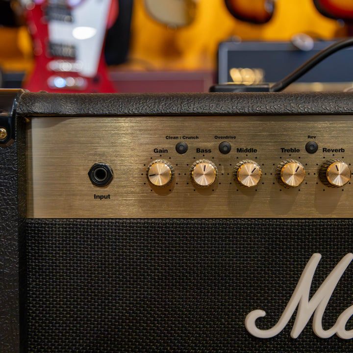 Marshall -  MG100-FX - 100 Watt Solid State Head w/ 2 Button FS & User Guide - 2009- USED