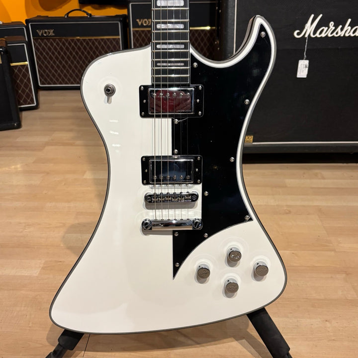 Hagstrom  Fantomen Electric Guitar with Hard Shell Case (White Gloss) FANT-WHT