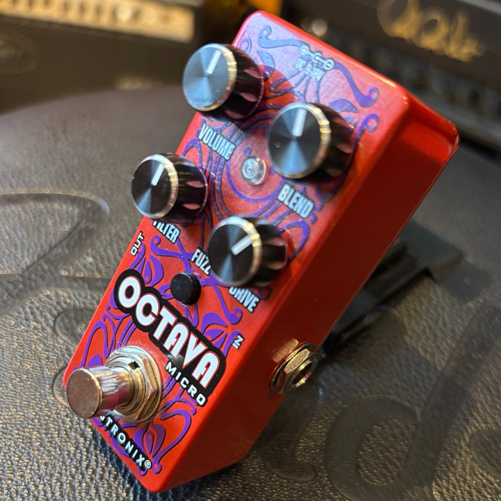 Pigtronix - Octava Micro Analog Octave w/ Switchable Fuzz (No Box) - USED