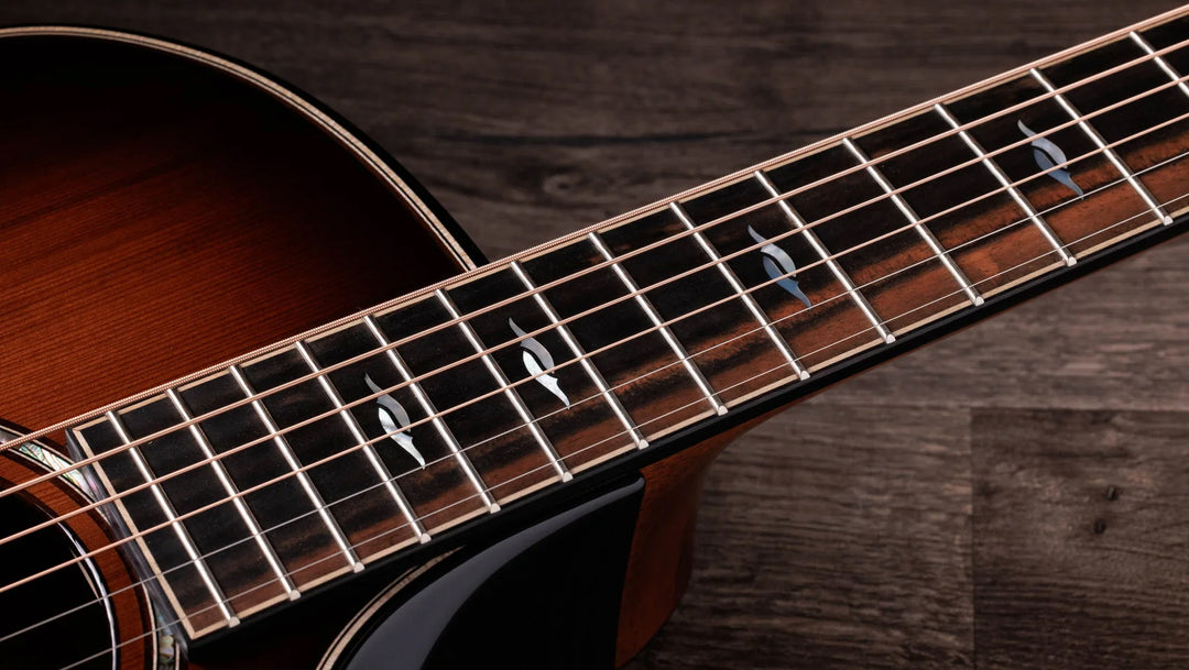 Overview

Honduran rosewood back and sides generate lush overtones
Sinker redwood top offers exceptional warmth and dynamic range
Beveled armrest and cutaway offer seamless, accommodating feel
V-Class bracing improves volume, sustain and pitch accuracy
Includes ES2 electronics and deluxe hardshell case