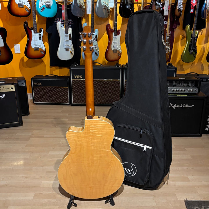 Seagull - Performer CW-0MJ-QI Flame Maple Cutaway AC - Electric w/ TRIC Bag  - USED