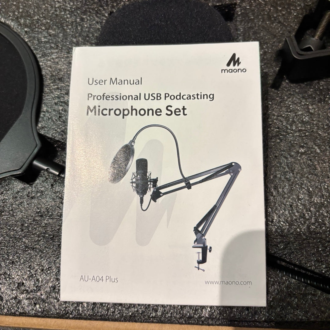 Maono - AU-A40 Plus - USB Podcasting Microphone Set  w/ Original Factory Box - USED
