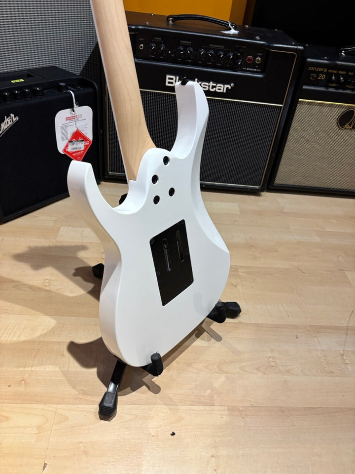 Ibanez - RG Standard (White) RG450DXBWH (DEMO "Miss-tinted Headstock Finish")