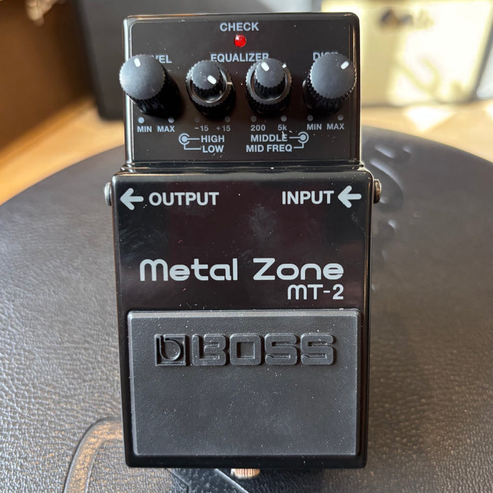 Boss - MT-2 (3A) 30th Anniversary Edition metal Zone w/ Box & MT2 User Guide - USED